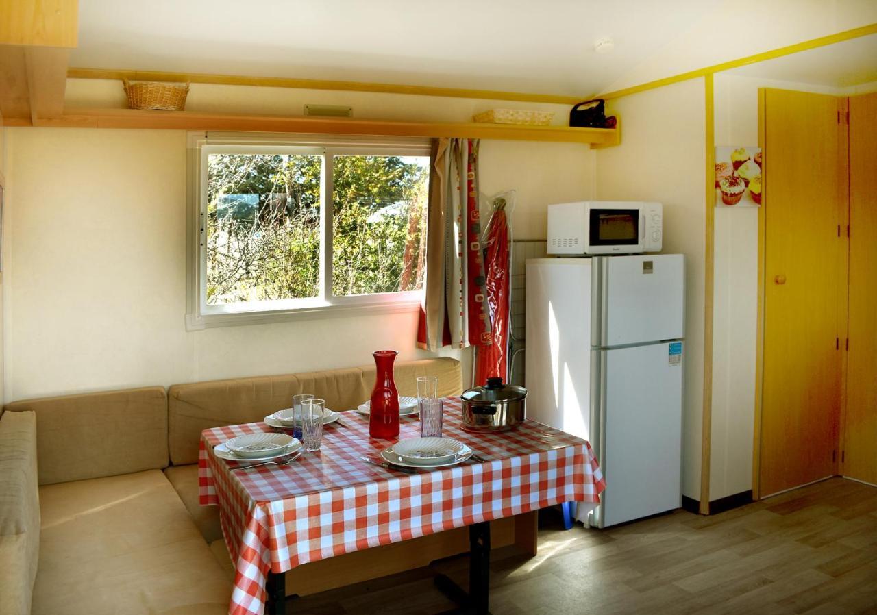 Hôtel Camping Humawaka à Comps-sur-Artuby Extérieur photo